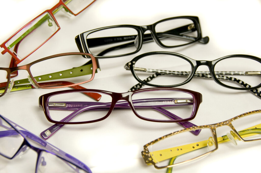 Transition Lenses 101: How do They Work?
